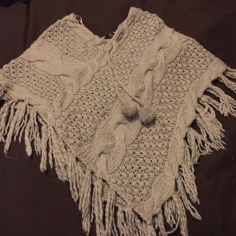 H&M Poncho